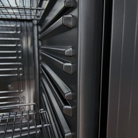 Енергоефективна холодильна шафа BRILLIS EG-HR600G.B