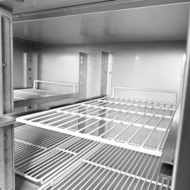 Стіл холодильний тридверний енергоефективний BRILLIS G-S903V S/S TOP